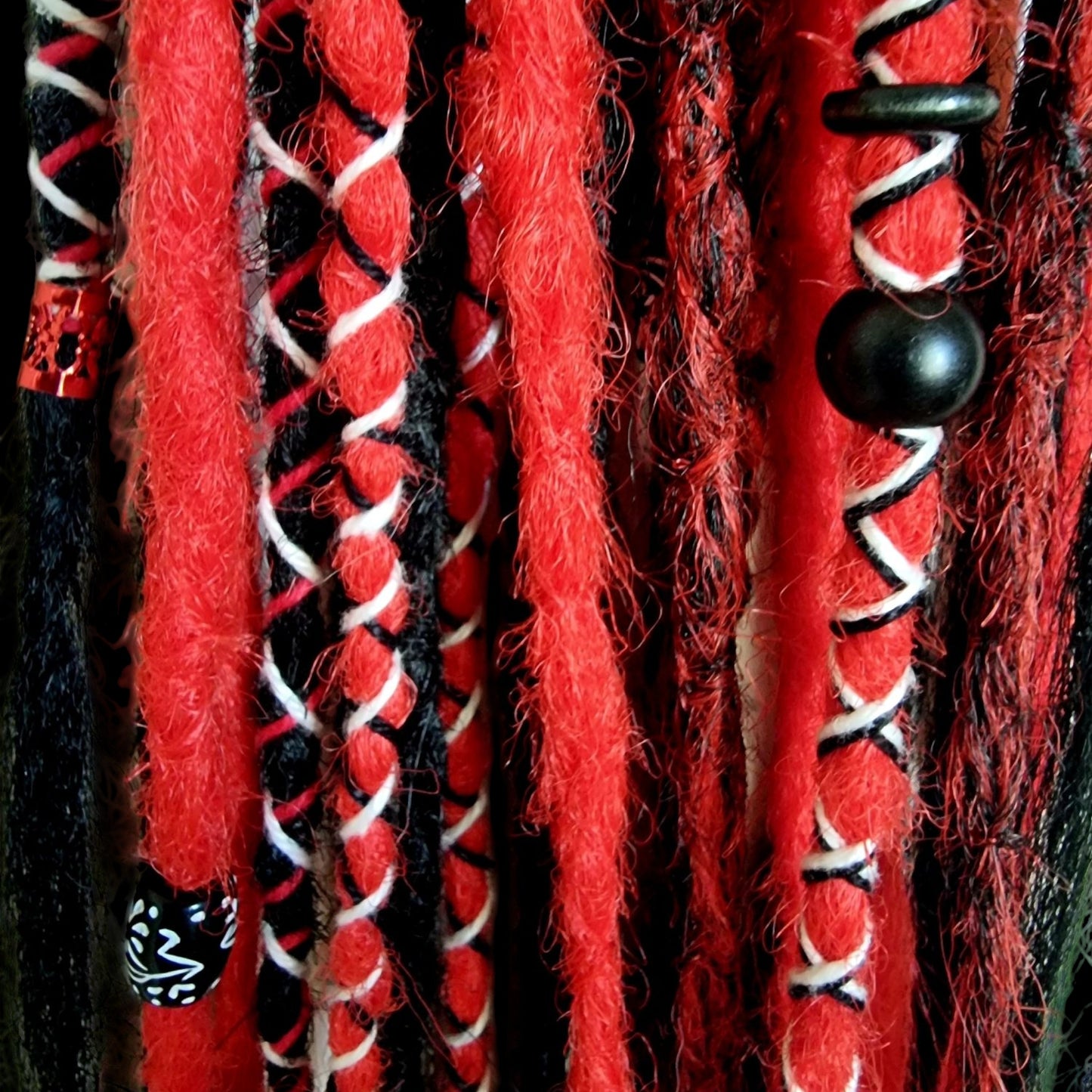 Black N Red Set of 25